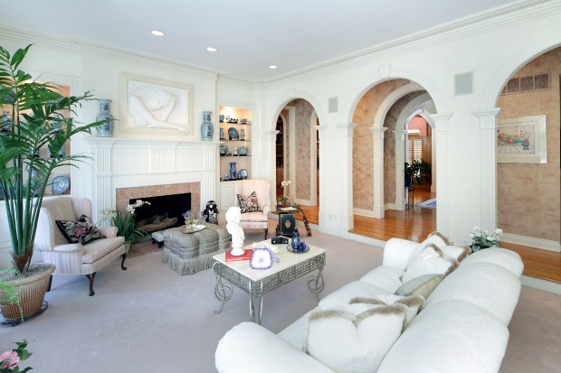 Hampshire Hill Lane, 340_game room.jpg